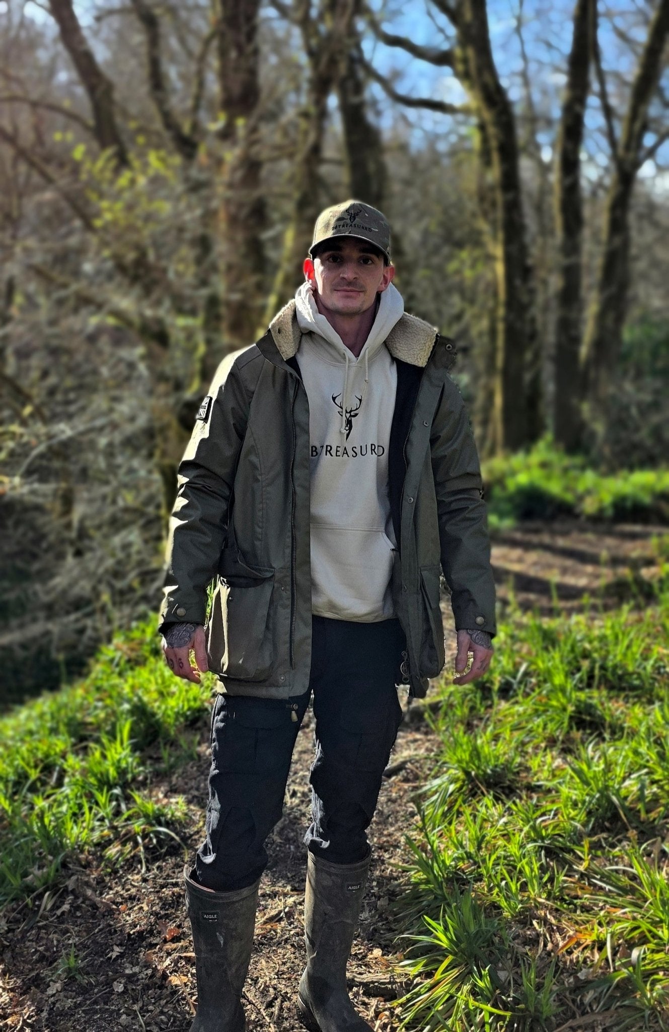 Embroidered Moorland Jacket - Khaki Green