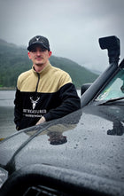 Embroidered Stagmoor Quarter Zip - Black