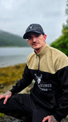 Embroidered Stagmoor Quarter Zip - Black