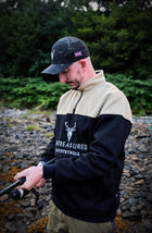 Embroidered Stagmoor Quarter Zip - Black