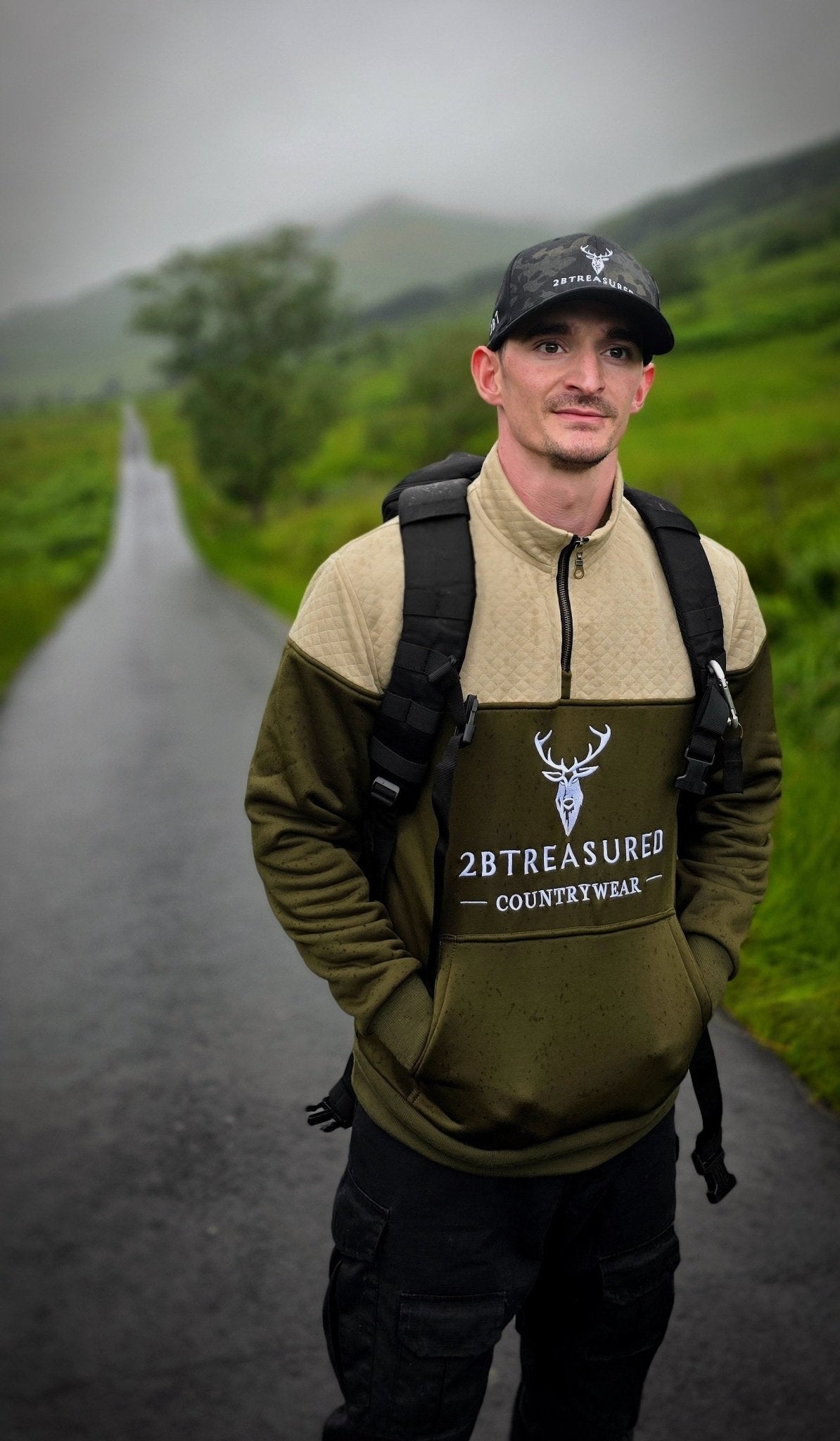 Embroidered Stagmoor Quarter Zip - Country Green