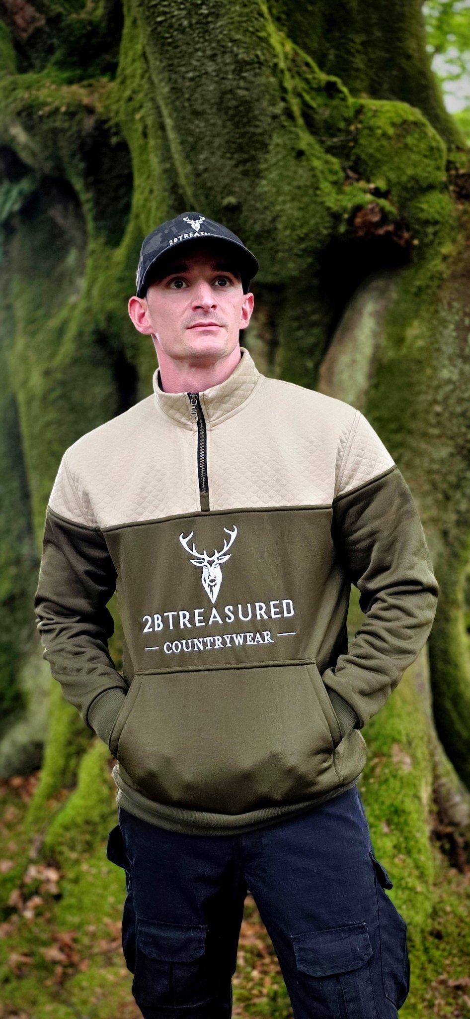 Embroidered Stagmoor Quarter Zip - Country Green
