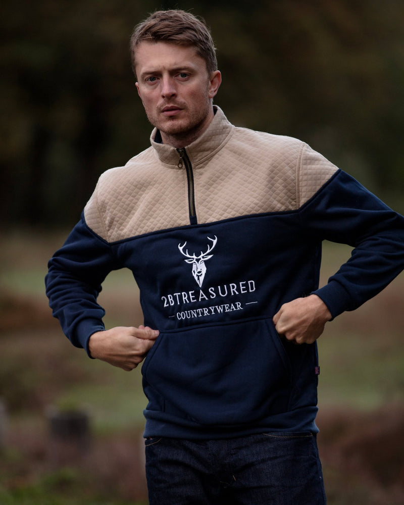 Embroidered Stagmoor Quarter Zip - Navy