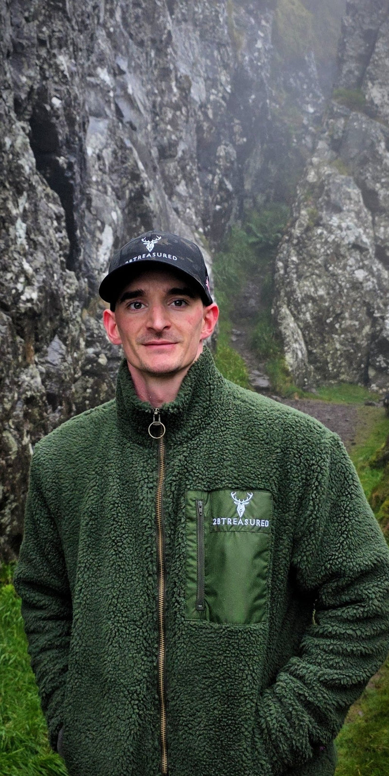 Embroidered Snowdon Sherpa Fleece - Army Green